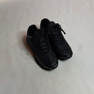 Men's Black Sneakers Size 8